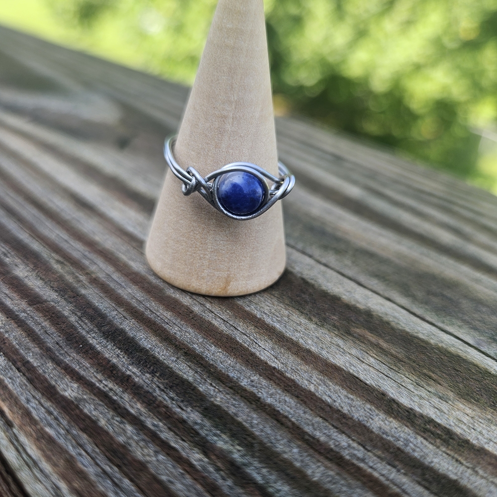 Silver Blue Wire-Wrapped Ring with Lapis Lazuli